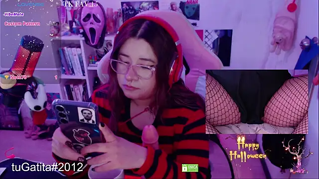 Snapshot of Pink_girl0n chatting on November 2, 2025, 9:31 pm Pink girl0n online show from November 2, 2025, 9:31 pm