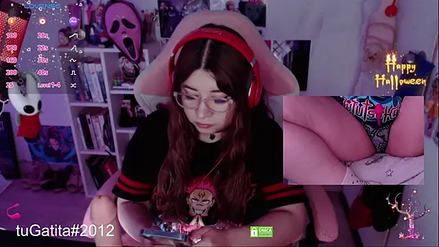 Snapshot of Pink_girl0n chatting on October 26, 2025, 10:32 pm Pink girl0n online show from October 26, 2025, 10:32 pm