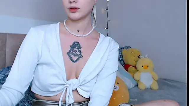 Snapshot of Pizda-Drozda chatting on December 13, 2025, 10:27 pm Pizda-Drozda online show from December 13, 2025, 10:27 pm