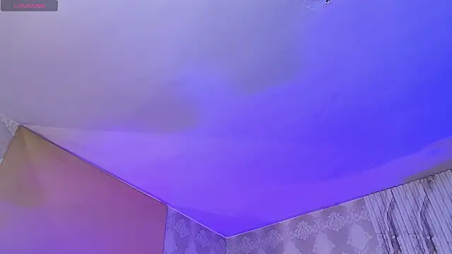 Naomy tay1 online show from January 12, 2026, 3:24 am