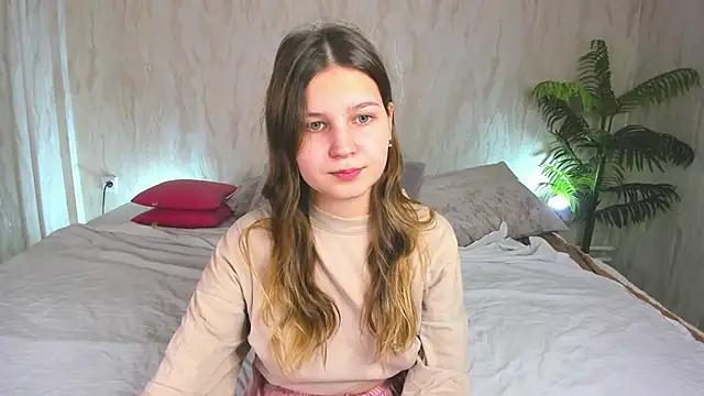 Snapshot of Elle_Ellise chatting on October 24, 2025, 7:40 am Elle Ellise online show from October 24, 2025, 7:40 am