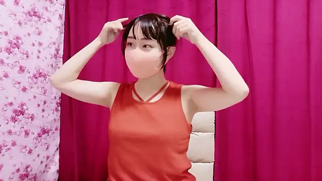 Snapshot of RenaFcup chatting on November 2, 2025, 1:38 pm RenaFcup online show from November 2, 2025, 1:38 pm