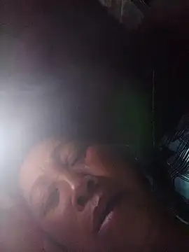 Snapshot of Mamapm20 chatting on September 30, 2025, 1:11 am Mamapm20 online show from September 30, 2025, 1:11 am