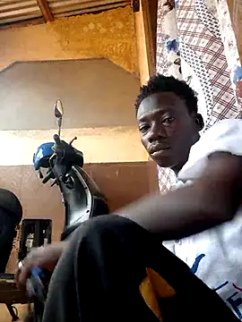 Snapshot of azomedo chatting on April 10, 2026, 11:39 am azomedo online show from April 10, 2026, 11:39 am