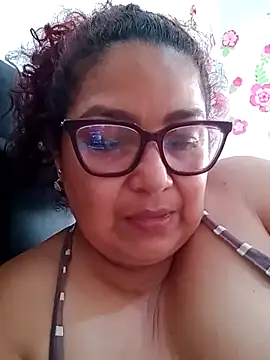 ladytropical1 online show from February 11, 2026, 8:41 pm