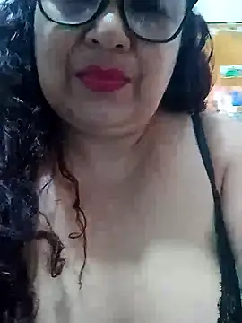 ladytropical1 online show from January 9, 2026, 3:52 pm