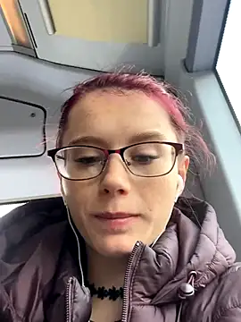 raen001 online show from December 5, 2025, 9:30 am