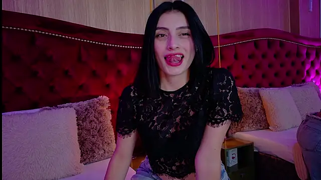 Snapshot of ZaraGold chatting on February 28, 2026, 11:15 pm ZaraGold online show from February 28, 2026, 11:15 pm