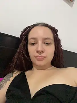 karla-thomsom10 online show from July 16, 2026, 9:12 pm