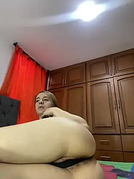 Snapshot of karla-thomsom10 chatting on February 10, 2026, 10:20 pm karla-thomsom10 online show from February 10, 2026, 10:20 pm