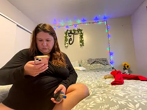 Snapshot of JizzyJazzunleashed chatting on November 2, 2025, 8:47 pm JizzyJazzunleashed online show from November 2, 2025, 8:47 pm