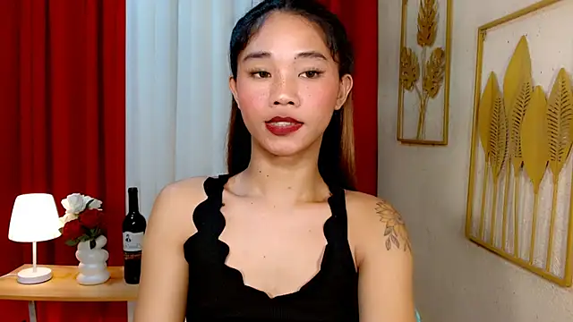 Snapshot of TsPinayBigCock chatting on November 18, 2025, 3:26 pm TsPinayBigCock online show from November 18, 2025, 3:26 pm