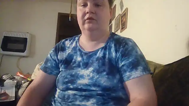 Snapshot of LittleBunny3 chatting on October 12, 2025, 10:55 pm LittleBunny3 online show from October 12, 2025, 10:55 pm