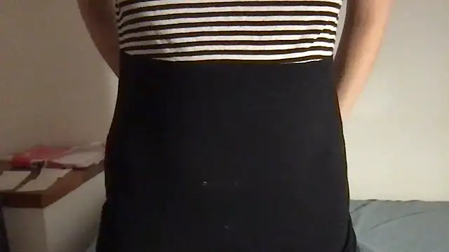 kimii222409 online show from December 18, 2025, 8:34 pm