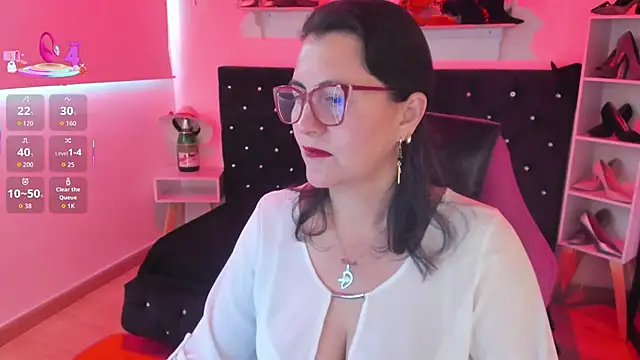 D Martii online show from October 4, 2025, 11:45 am