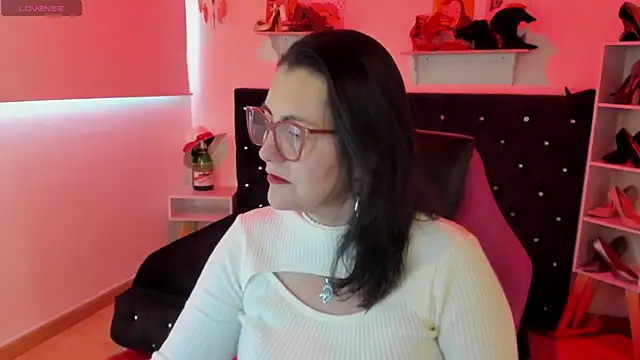 D Martii online show from October 5, 2025, 12:18 pm