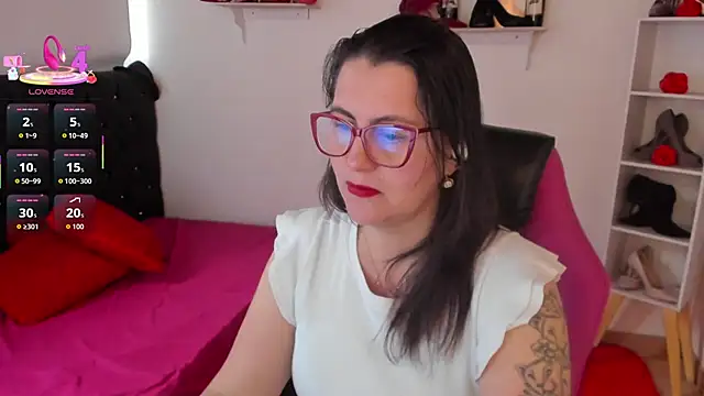 D Martii online show from September 15, 2025, 12:38 pm