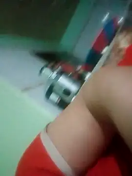 Simita12 online show from April 23, 2026, 10:11 pm