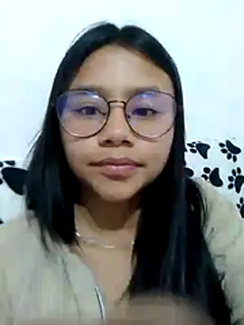 SofieLove 01 online show from April 8, 2026, 6:59 am