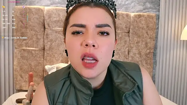 leilapons online show from March 5, 2026, 7:43 pm