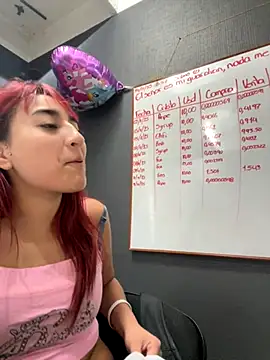 Snapshot of JuliethaDemon_ chatting on November 14, 2025, 12:09 pm JuliethaDemon online show from November 14, 2025, 12:09 pm