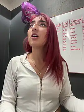 Snapshot of JuliethaDemon_ chatting on November 13, 2025, 4:00 pm JuliethaDemon online show from November 13, 2025, 4:00 pm