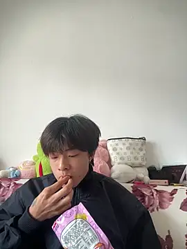 junjun1189 online show from February 12, 2026, 6:13 am