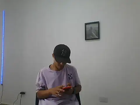 yissus 20  online show from April 9, 2026, 8:59 pm