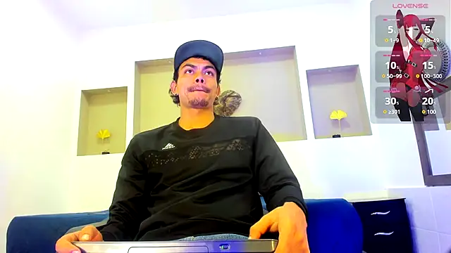 Snapshot of Tommy_kurtt chatting on November 6, 2025, 11:36 am Tommy kurtt online show from November 6, 2025, 11:36 am