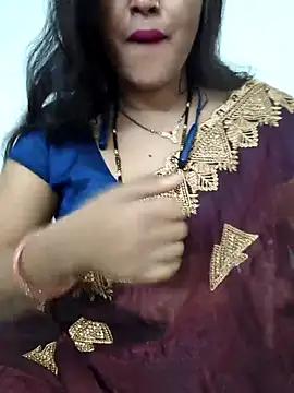 BEAUTY QUE online show from October 29, 2025, 7:02 pm