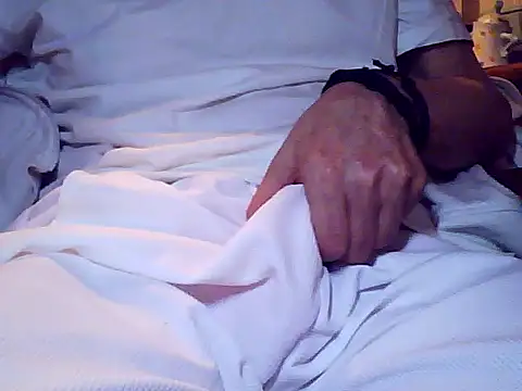 Snapshot of kopanos-69 chatting on April 22, 2026, 11:33 pm kopanos-69 online show from April 22, 2026, 11:33 pm