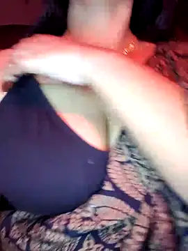 Snapshot of annanya01 chatting on December 5, 2025, 2:26 pm annanya01 online show from December 5, 2025, 2:26 pm