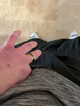 Snapshot of Bigrich112277 chatting on September 25, 2025, 2:23 pm Bigrich112277 online show from September 25, 2025, 2:23 pm