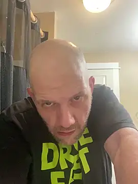 Snapshot of Bigrich112277 chatting on October 30, 2025, 10:46 am Bigrich112277 online show from October 30, 2025, 10:46 am