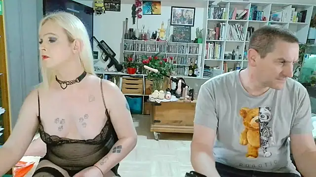 Snapshot of Barbieandteddy chatting on May 17, 2026, 2:28 pm Barbieandteddy online show from May 17, 2026, 2:28 pm
