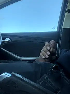 your bi slave online show from September 25, 2025, 9:59 am