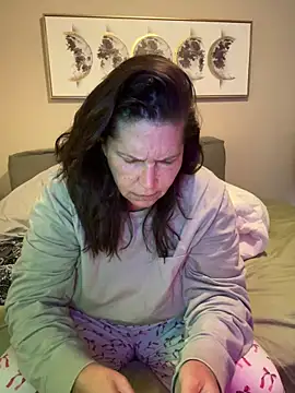 Snapshot of petalsexy chatting on November 4, 2025, 6:33 pm petalsexy online show from November 4, 2025, 6:33 pm