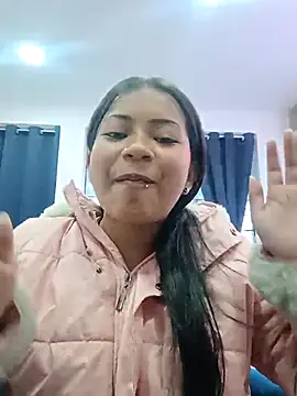 Snapshot of LilyCutee_ chatting on October 12, 2025, 5:03 pm LilyCutee online show from October 12, 2025, 5:03 pm