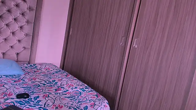 dreamsussi online show from January 14, 2026, 6:55 pm