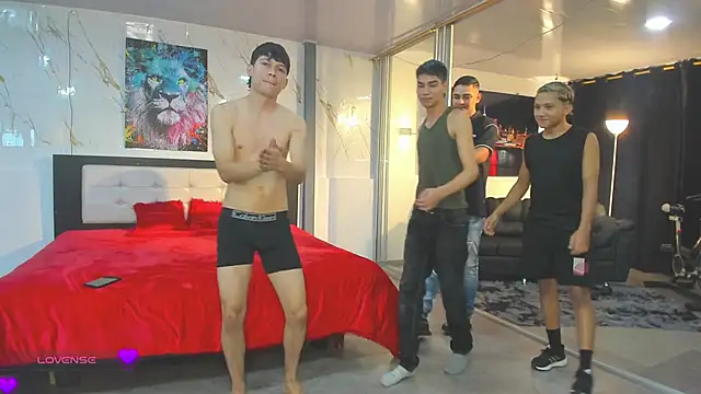 Bisexlifehot   online show from March 8, 2026, 11:08 pm