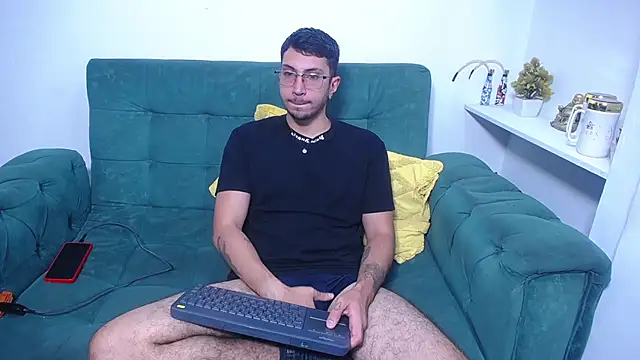 Borsalino x online show from October 12, 2025, 8:43 pm