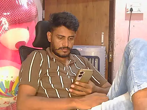 Snapshot of krishjaat43 chatting on April 23, 2026, 1:02 pm krishjaat43 online show from April 23, 2026, 1:02 pm