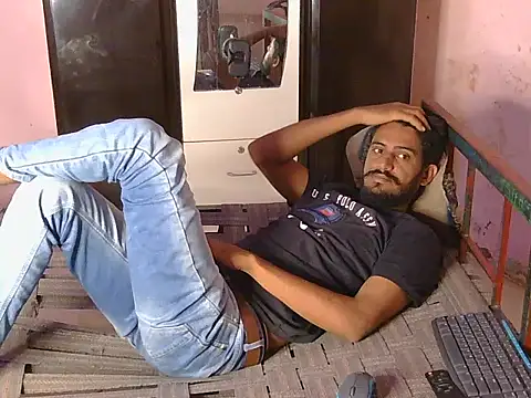 Snapshot of krishjaat43 chatting on April 12, 2026, 3:43 am krishjaat43 online show from April 12, 2026, 3:43 am