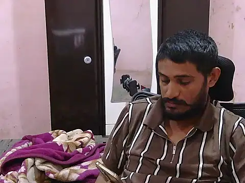 Snapshot of krishjaat43 chatting on February 3, 2026, 7:13 am krishjaat43 online show from February 3, 2026, 7:13 am