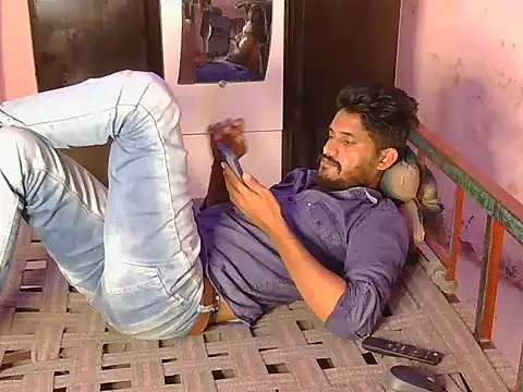 Snapshot of krishjaat43 chatting on May 27, 2026, 3:25 am krishjaat43 online show from May 27, 2026, 3:25 am