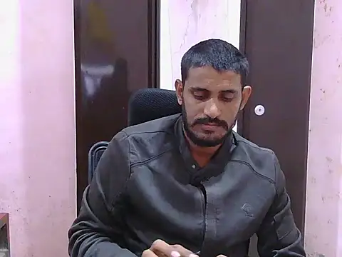 Snapshot of krishjaat43 chatting on January 6, 2026, 8:35 pm krishjaat43 online show from January 6, 2026, 8:35 pm