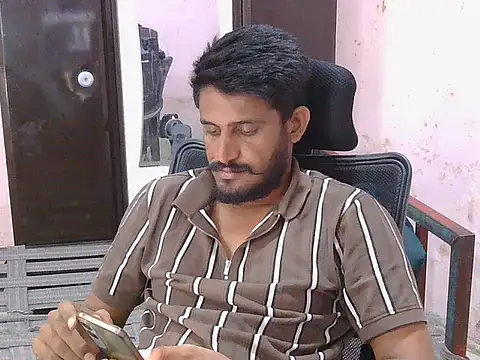 Snapshot of krishjaat43 chatting on April 3, 2026, 2:40 am krishjaat43 online show from April 3, 2026, 2:40 am