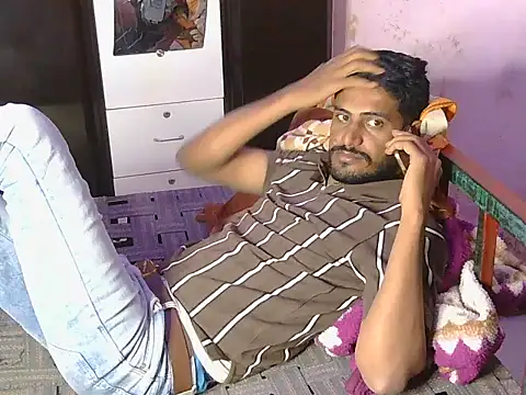 Snapshot of krishjaat43 chatting on March 6, 2026, 10:32 am krishjaat43 online show from March 6, 2026, 10:32 am