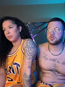 Snapshot of theviberoom chatting on September 29, 2025, 4:41 am theviberoom online show from September 29, 2025, 4:41 am