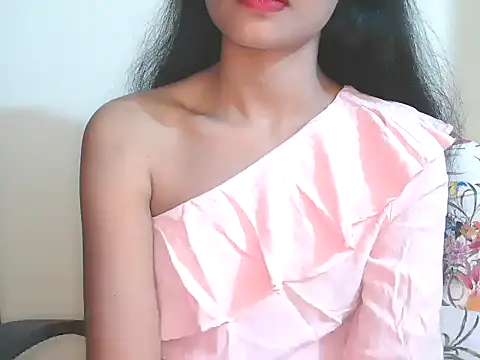 Ankita Chandel online show from December 3, 2025, 5:23 pm